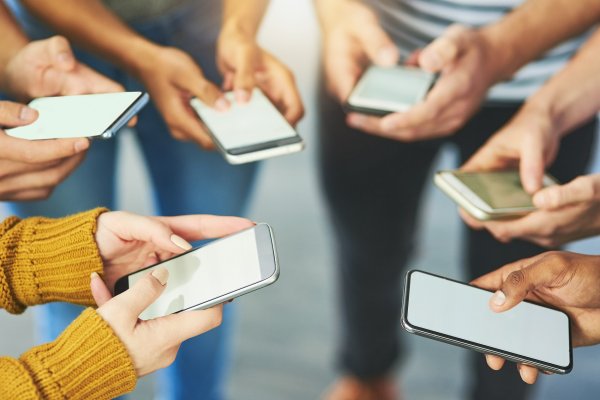 易启胜 英媒：人工智能催生“独行企业家”