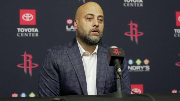 大象配资 美记：火箭目前有9人无法交易，只有杜兰特等5人可以交易